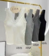 Cloud-like cotton lace V-neck slimming halter top, fixed cup threaded cotton comfortable wide shoulder beautiful back, with a small vest inside Application Scenario